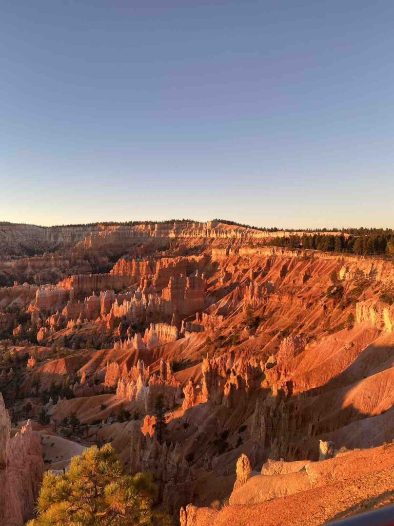 Lever de soleil à Bryce Canyon