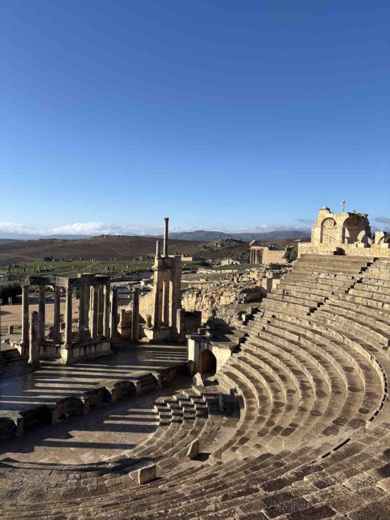 L'amphithéâtre de Dougga