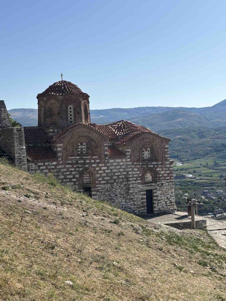 Église byzantine du quartier de Kalaja