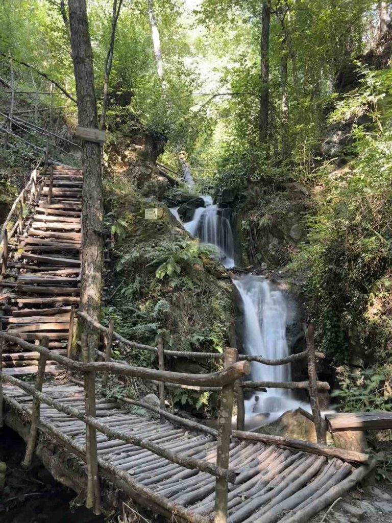 Cascades de Kamenjane